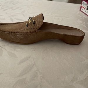 BRAND NEW DONALD J PLINER FAYE LOAFER MULES
